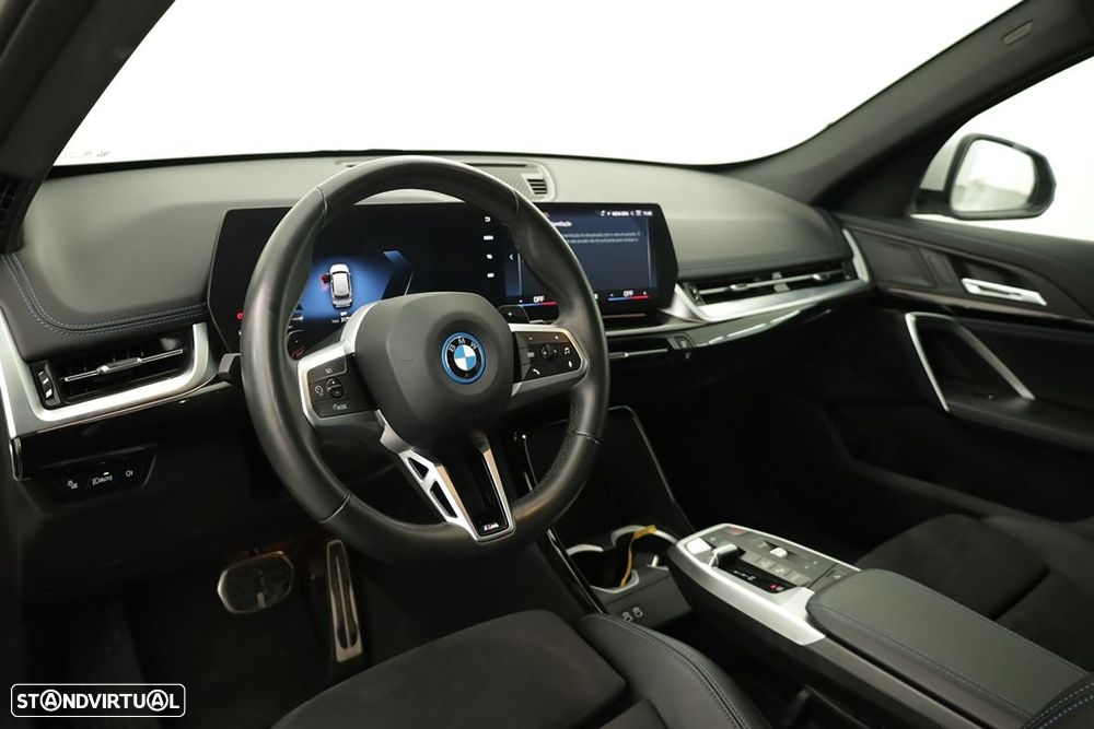 BMW X1 xDrive25e Pack Desportivo M - 8