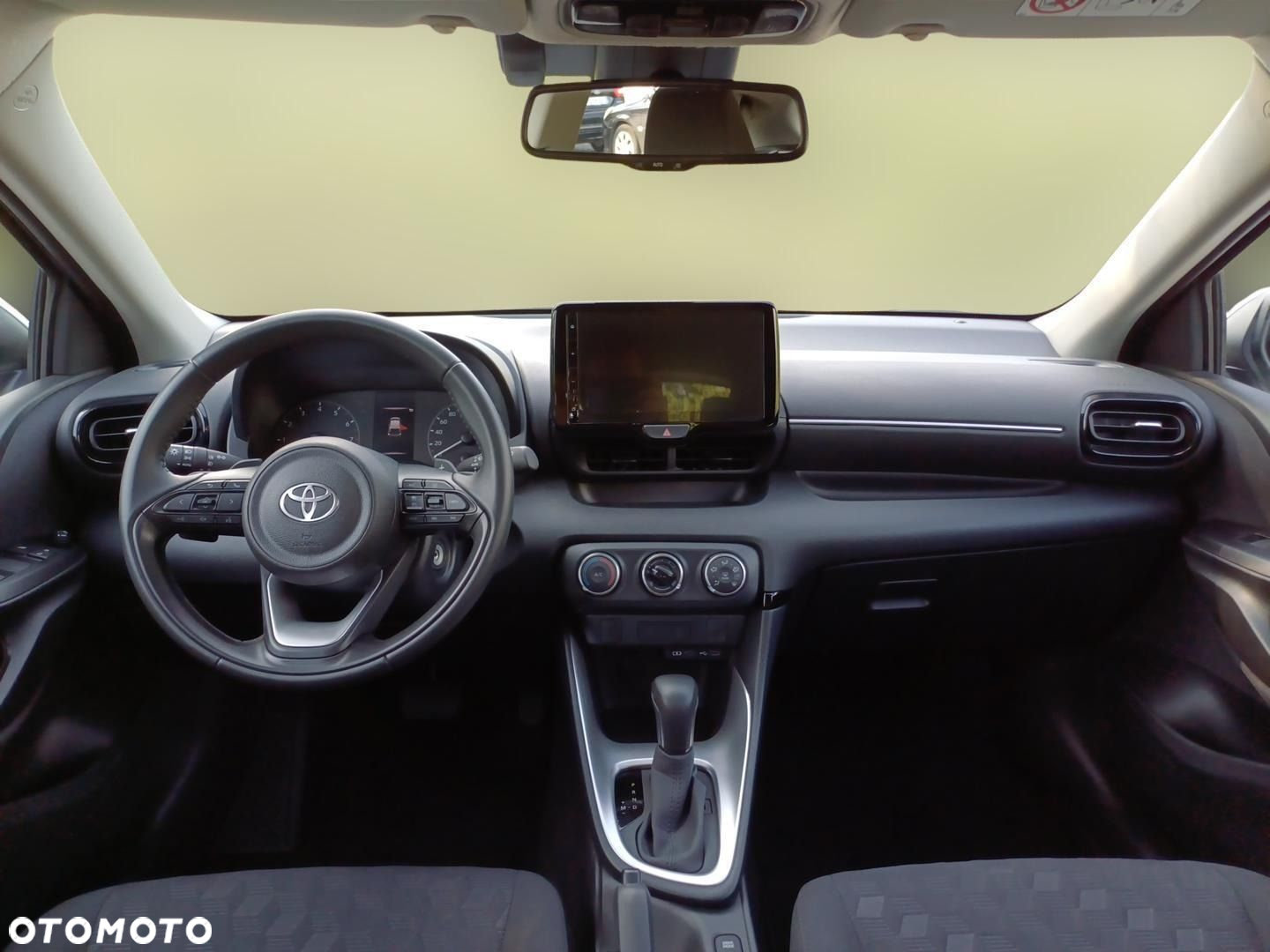 Toyota Yaris 1.5 Comfort CVT - 14