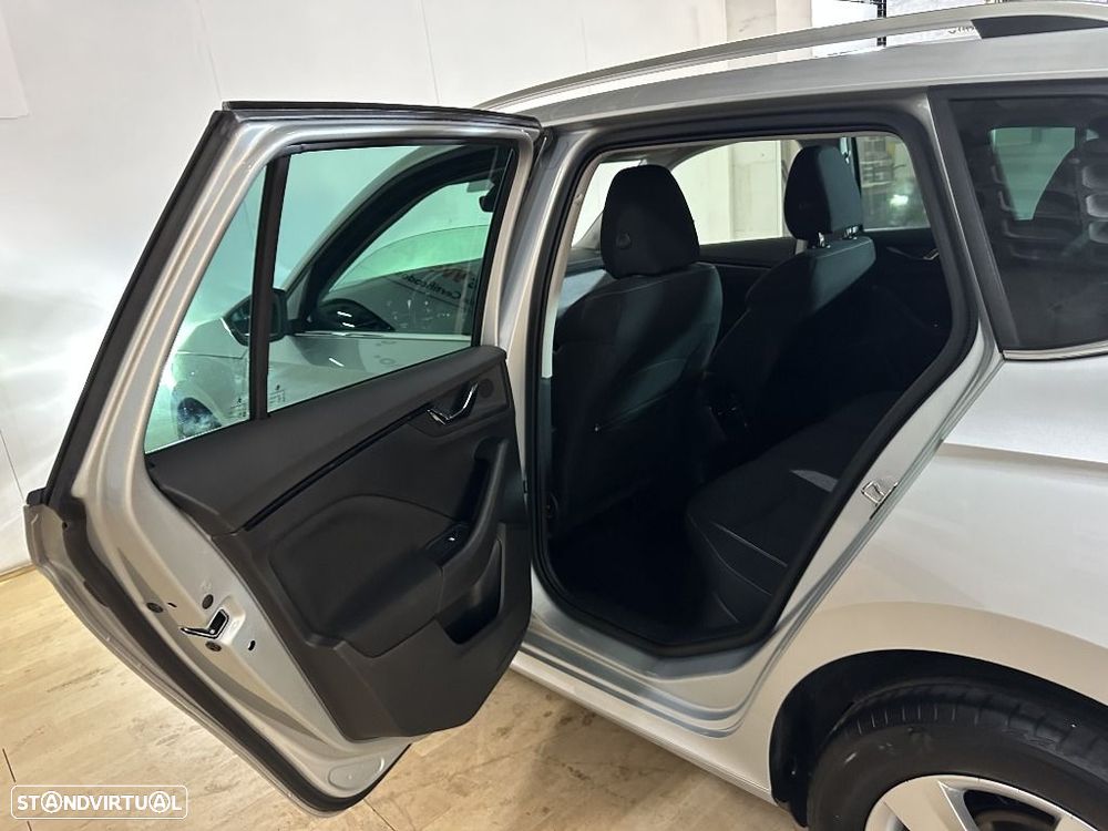 Skoda Kamiq 1.0 TSI DSG - 11