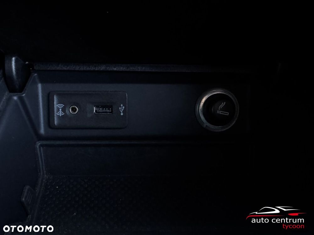 Volkswagen Golf Sportsvan - 22