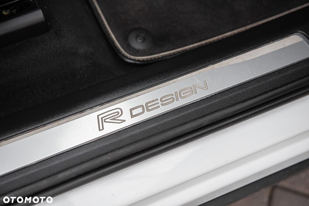 Volvo XC 60 D4 SCR AWD R-Design - 35
