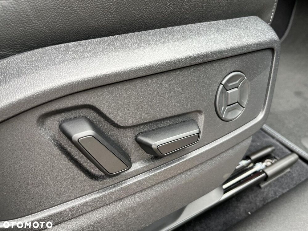 Audi Q5 Sportback - 28