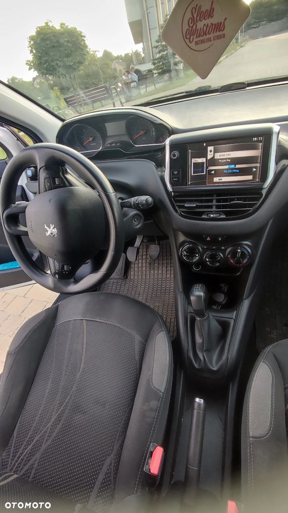 Peugeot 208 1.6 e-HDi Active STT - 5