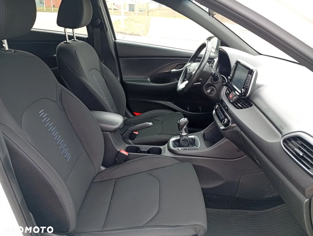 Hyundai i30 1.4 GO - 9