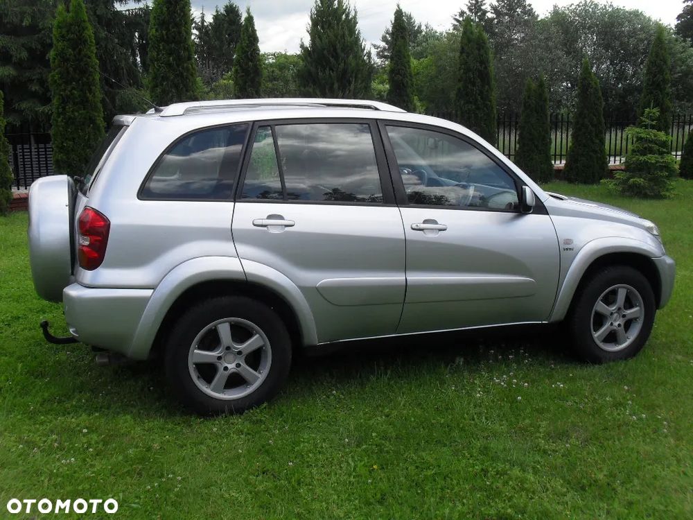 Toyota RAV4 2.0 VVT-i 4x4 - 16