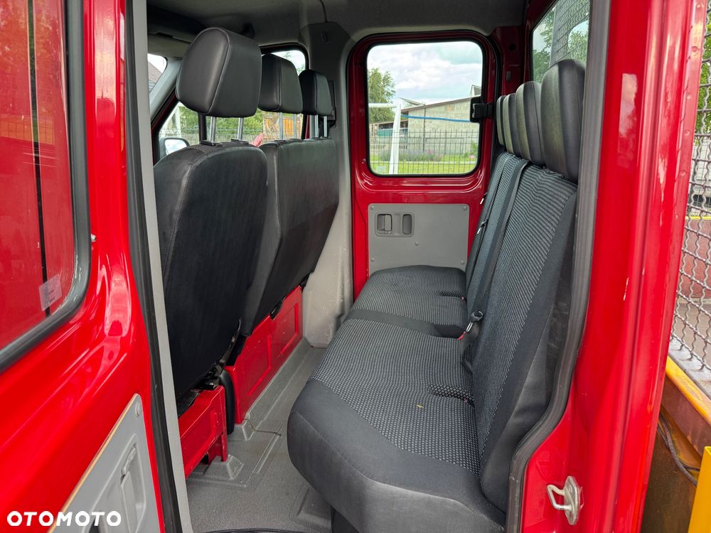 Mercedes-Benz Sprinter - 10