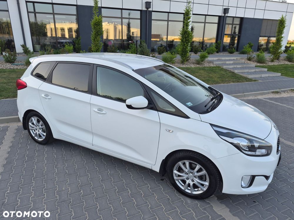 Kia Carens 1.6 GDI M EU6 - 9