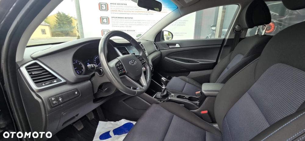 Hyundai Tucson blue 1.6 GDi 2WD Passion - 25