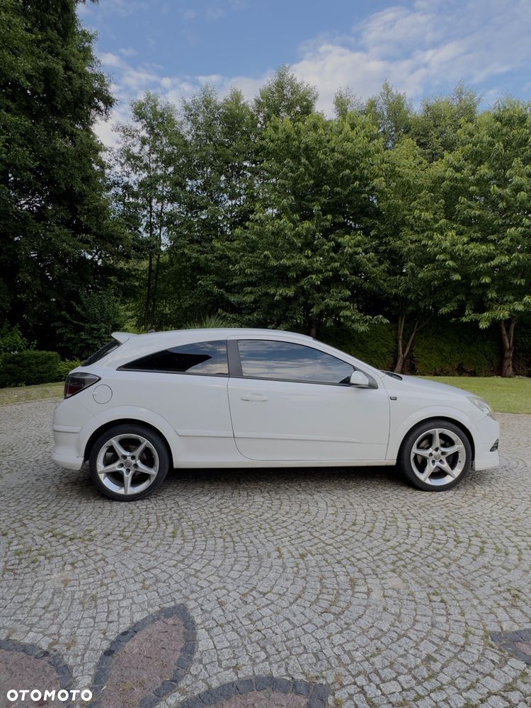 Opel Astra 1.6 T Sport - 3