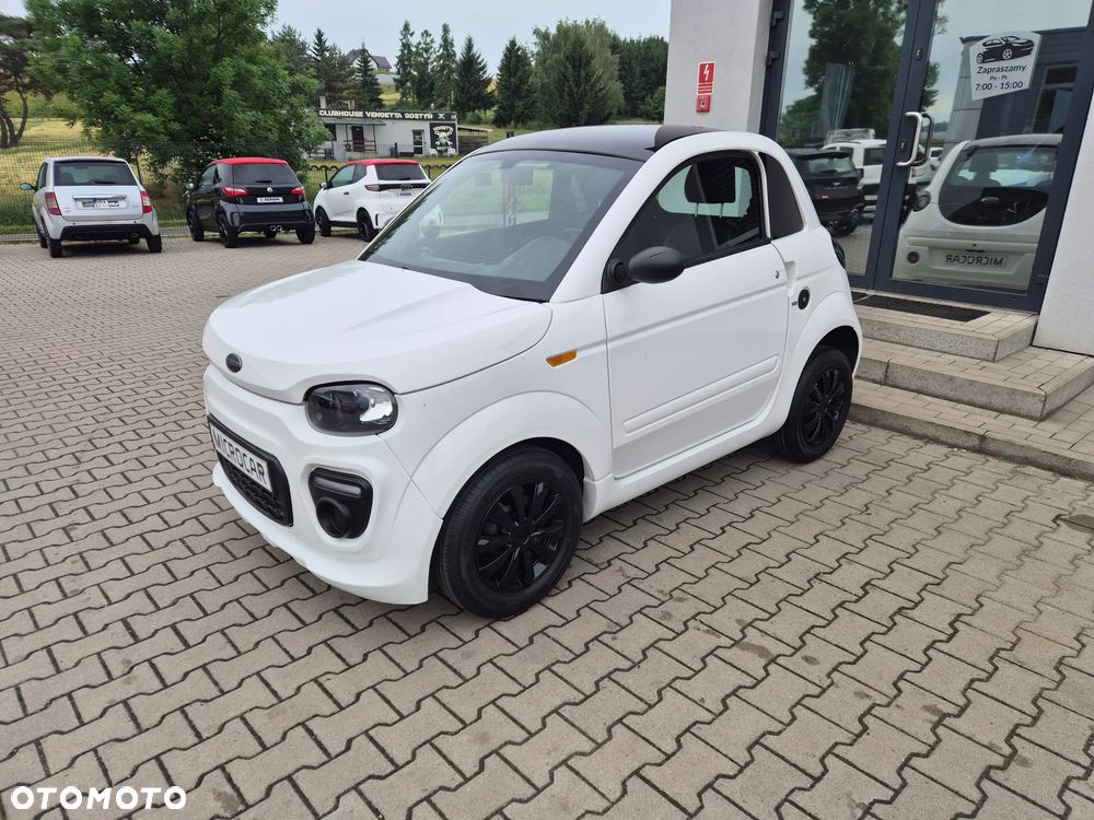 Microcar DUE - 15