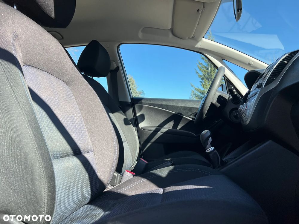 Hyundai ix20 1.6 CRDi Comfort - 14