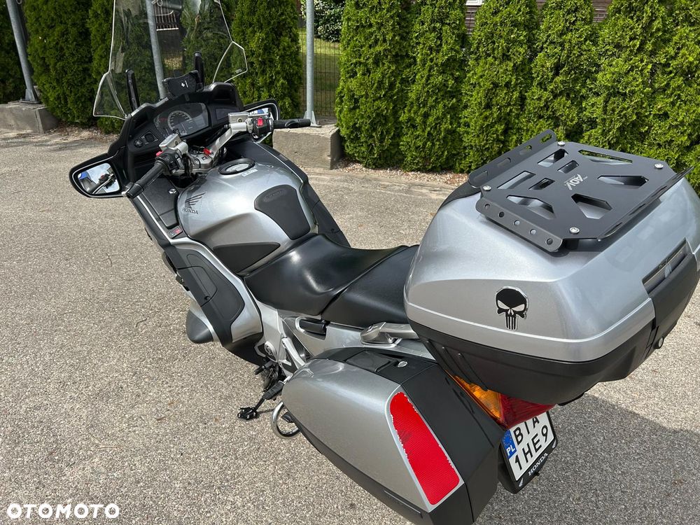 Honda ST - 7