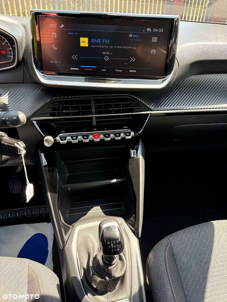 Peugeot 208 PureTech 100 Style - 16