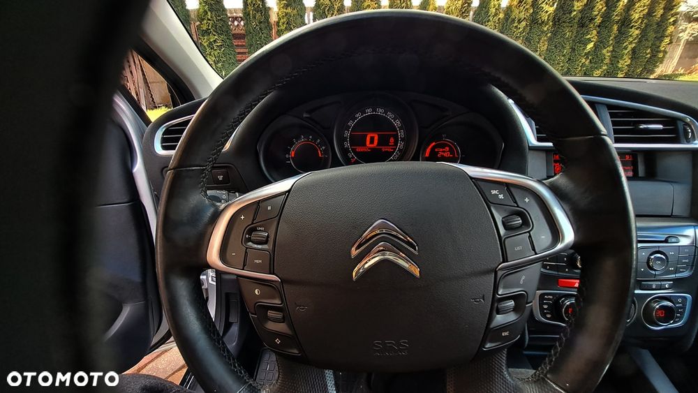 Citroën C4 VTi 120 Selection - 17