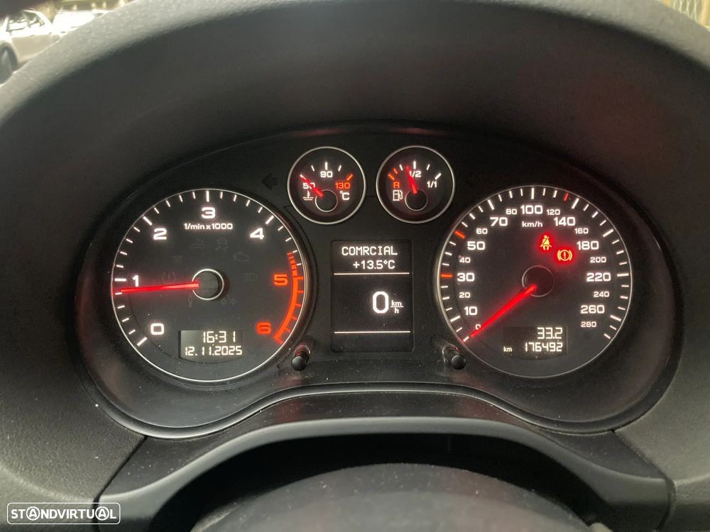 Audi A3 Sportback 1.6 TDI Attraction - 6