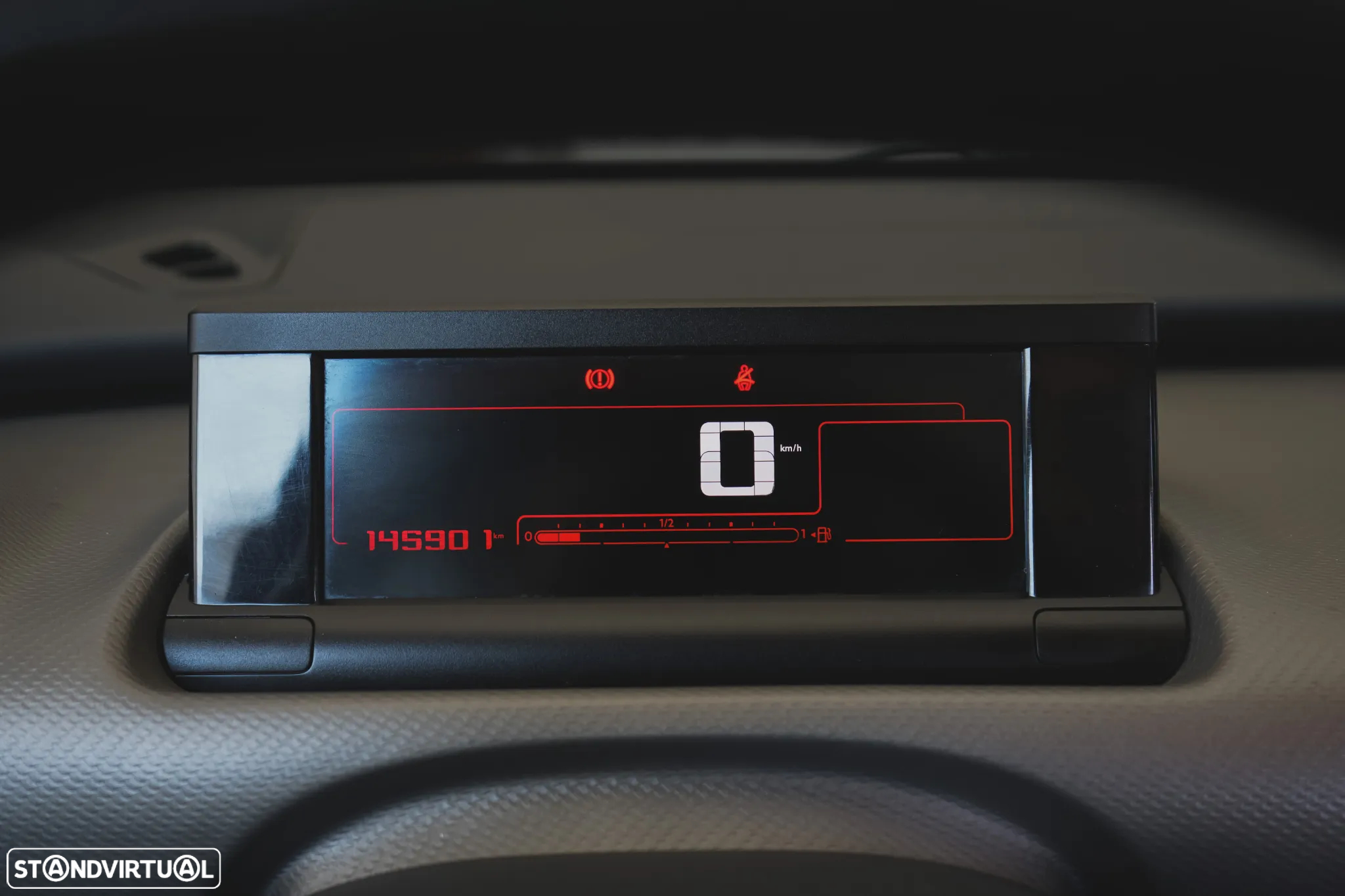 Citroën C4 Cactus 1.6 BlueHDi Shine Ed.Midnight - 14