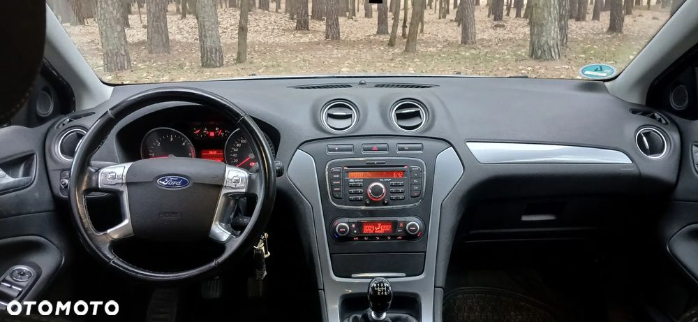 Ford Mondeo 2.0 TDCi Business Edition - 12