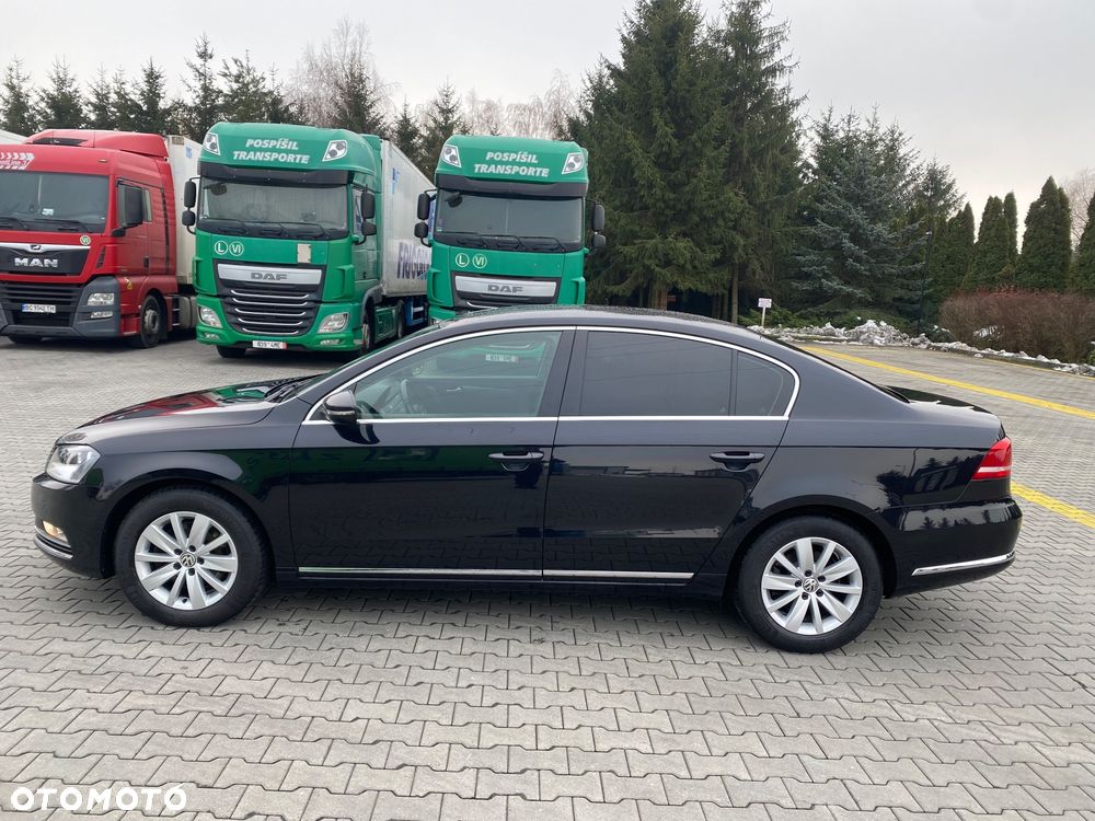 Volkswagen Passat 1.6 TDI Comfortline - 3