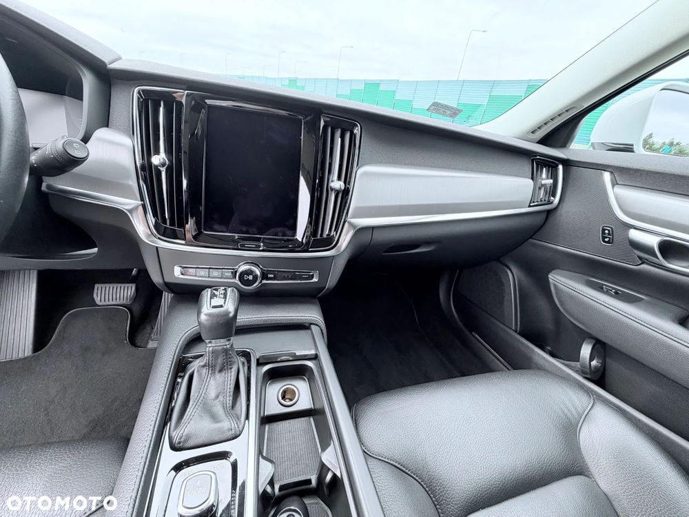 Volvo V90 - 9