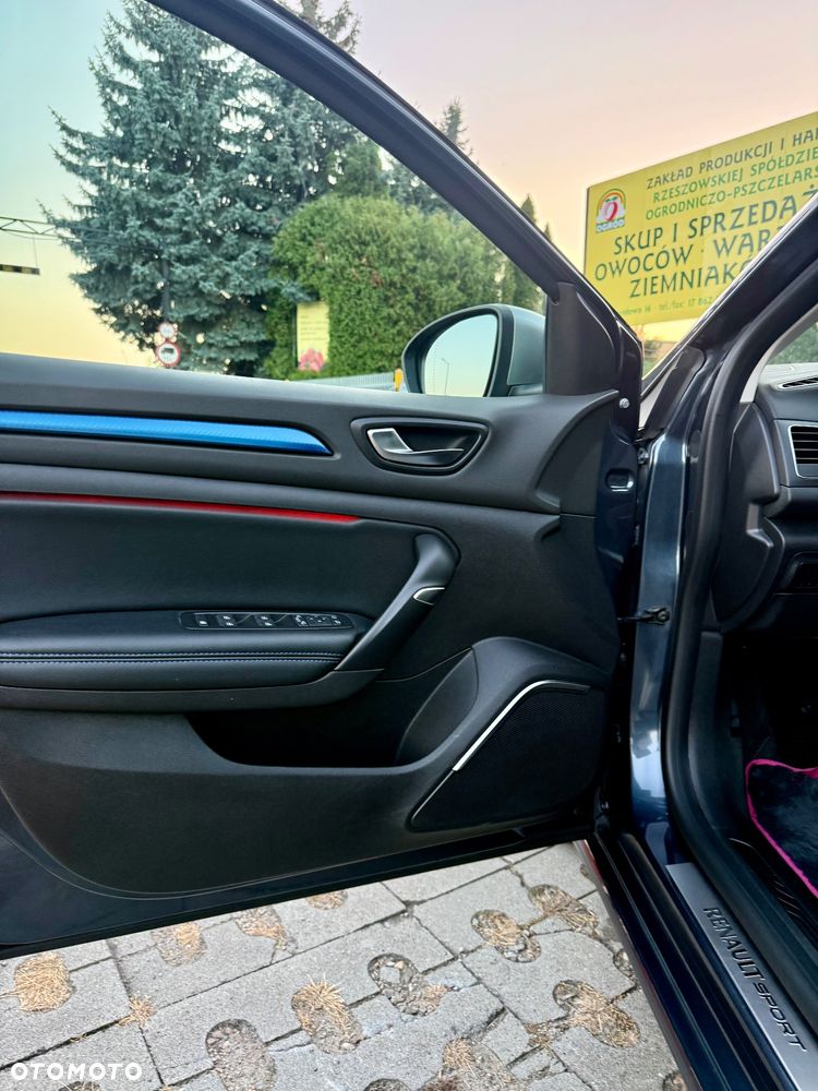 Renault Megane ENERGY TCe 205 EDC GT - 20