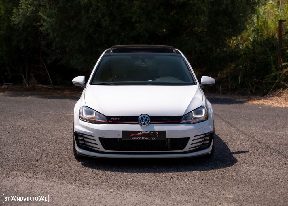 VW Golf 2.0 TSi GTi DSG Performance - 11