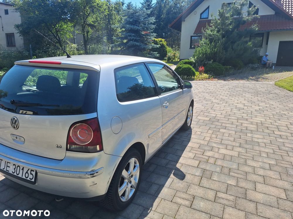 Volkswagen Polo 1.4 Trendline - 4