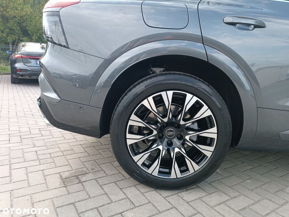 Audi Q7 - 8