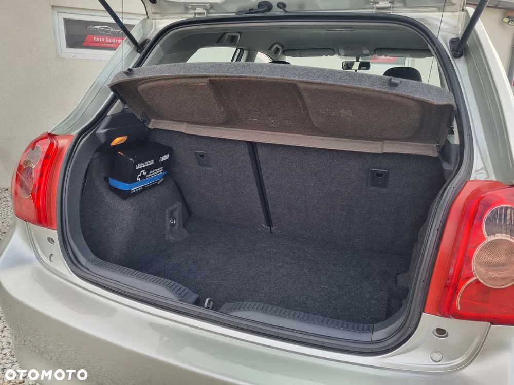 Toyota Auris ver-2-0-d--4d-premium-plus - 14