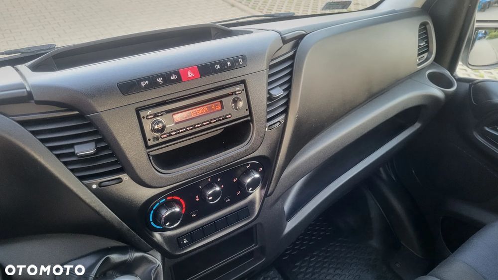 Iveco Daily 35c150 / 50c150/ 3.0 150 km / wywrotka / kiper 3 stronny/ - 17