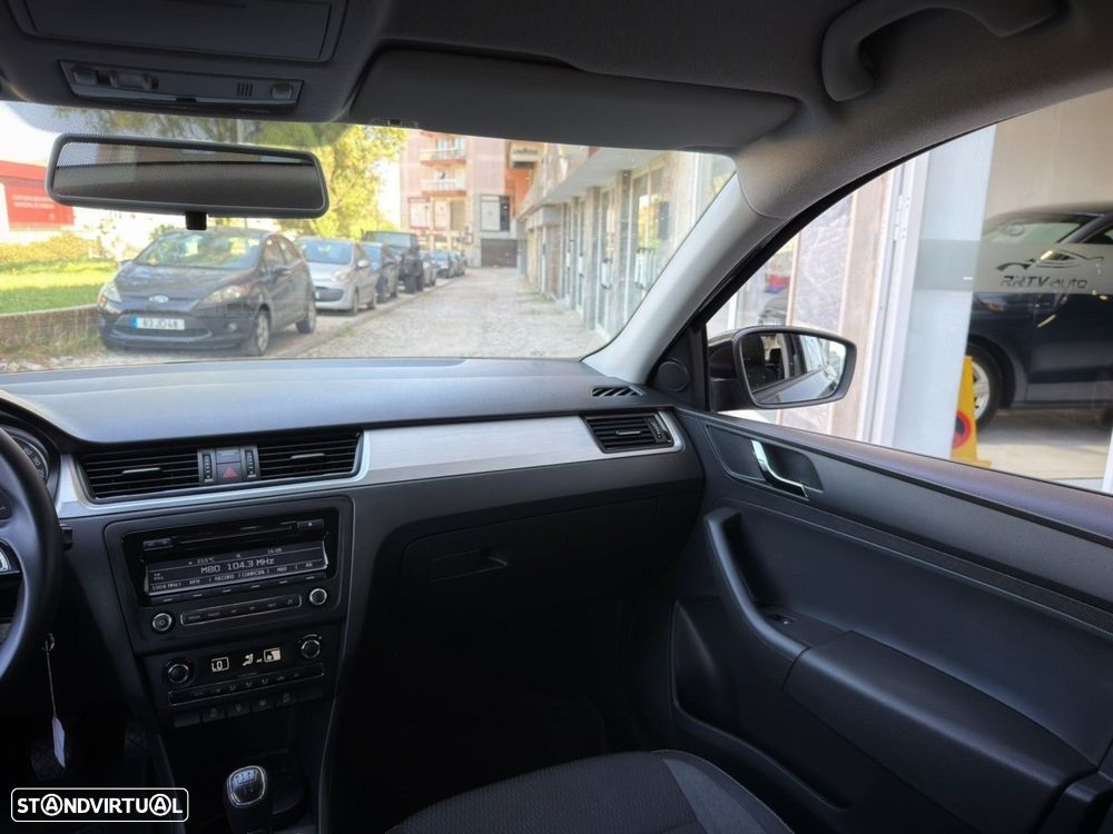 Skoda Rapid Spaceback 1.6 TDi Ambition - 16
