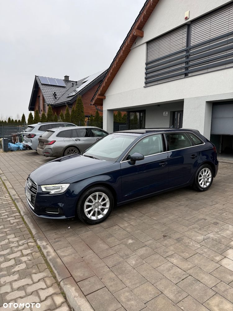 Audi A3 Sportback 2.0 TDI S tronic - 1