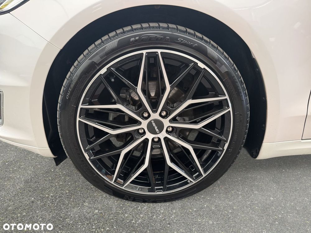 Ford Mondeo - 11