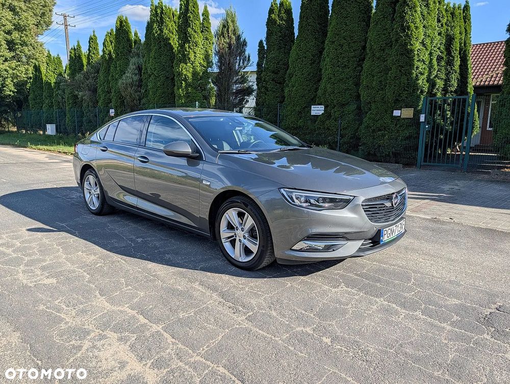Opel Insignia 1.6 CDTI Ultimate S&S Eco - 2