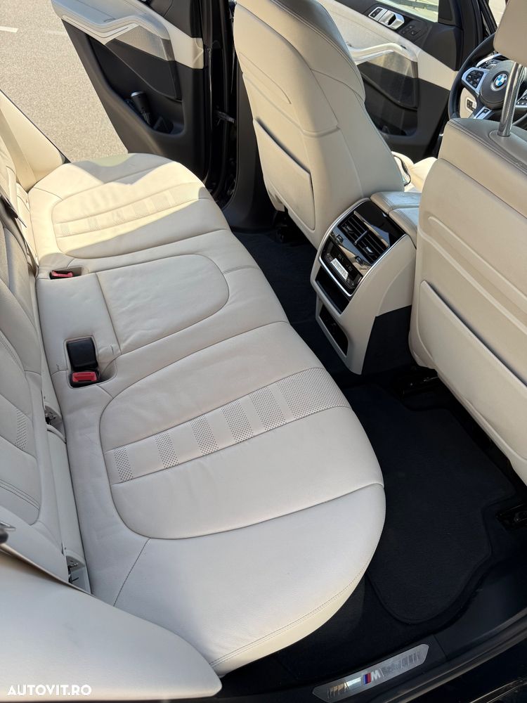 BMW X5 xDrive40i - 11