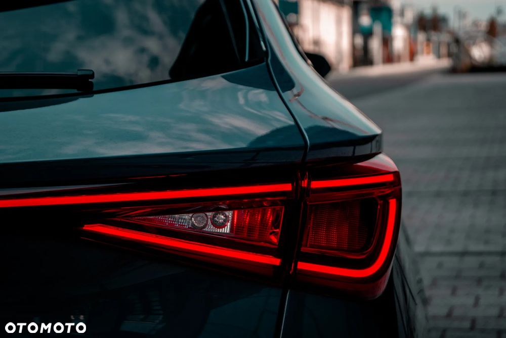Cupra Leon 2.0 TSI DSG - 5