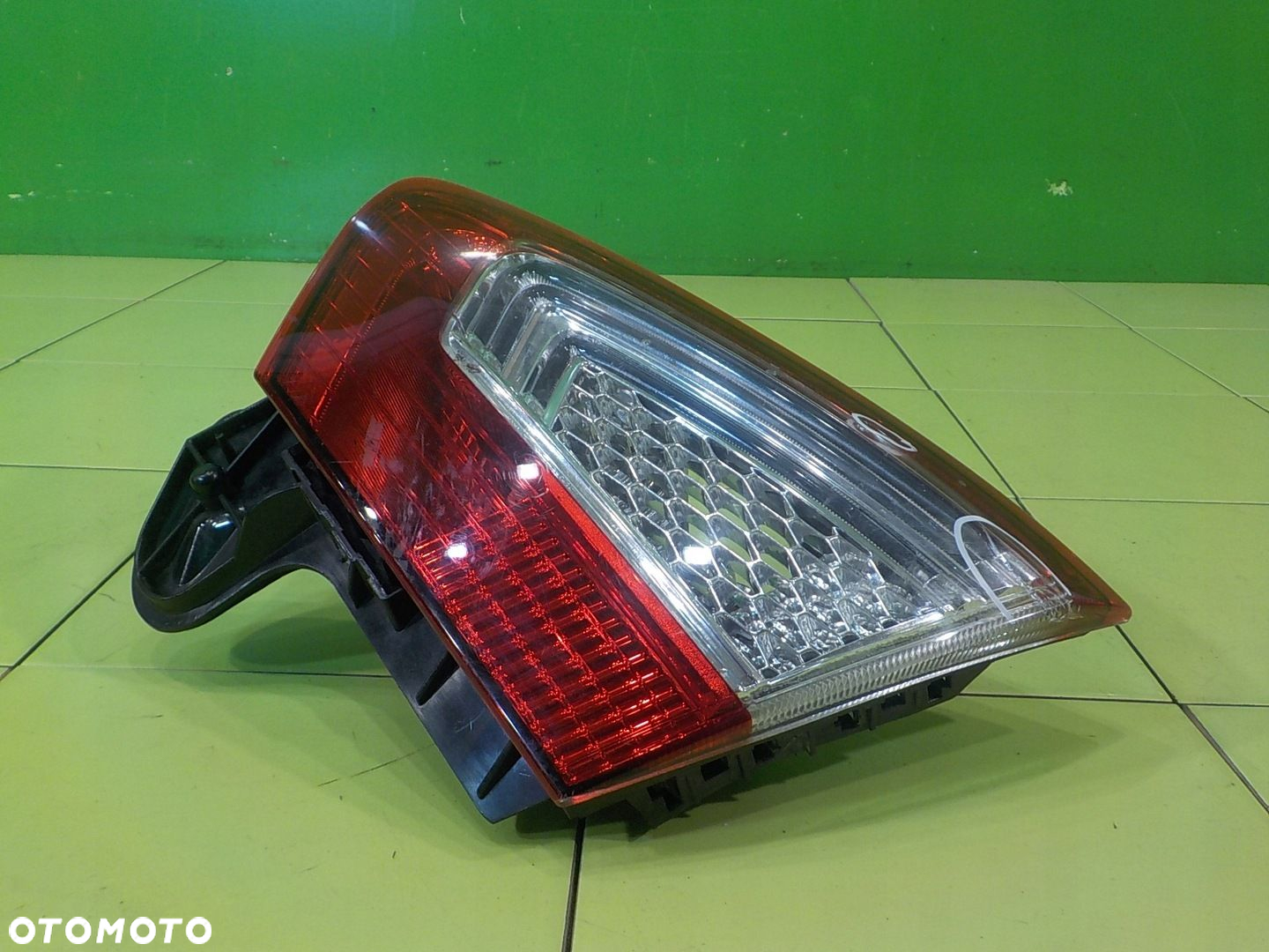 MONDEO MK4 LIFT 2.0 TDCI 13r HB 5D lampa prawa tyl w klape BS71-13A602-AE - 3