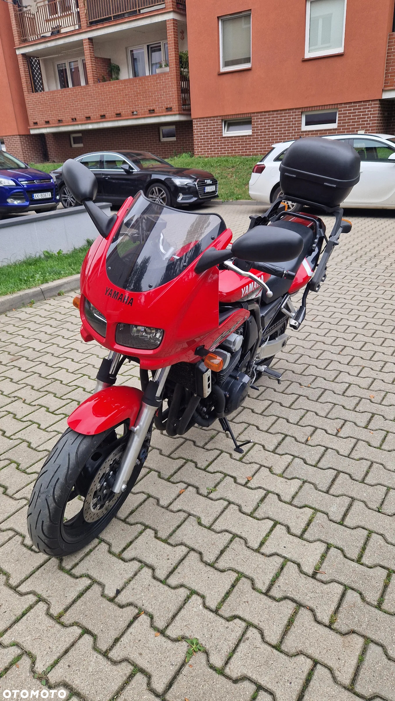 Yamaha FZ - 2