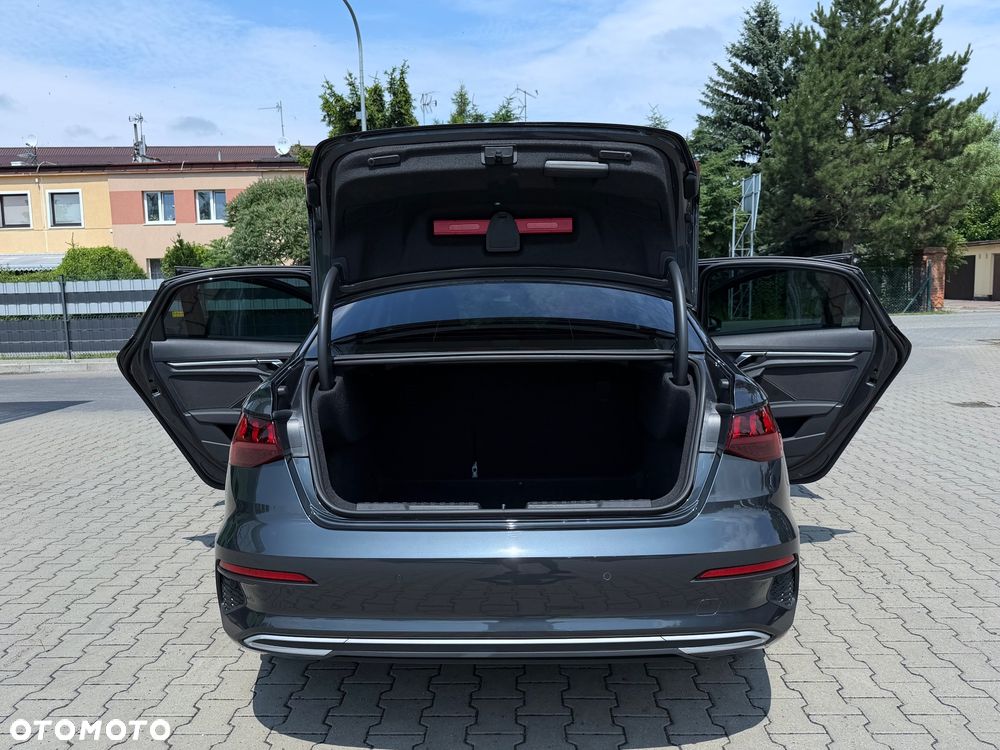 Audi A3 Limousine 35 TFSI S tronic - 14