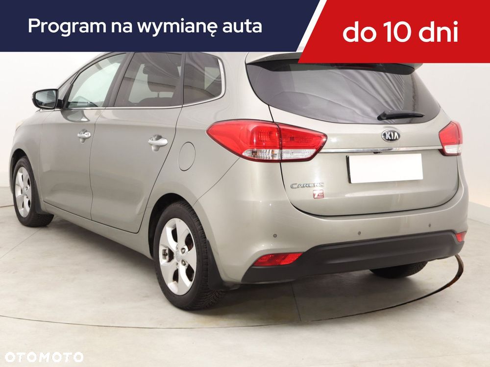Kia Carens - 6