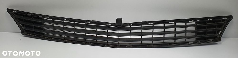 KRATKA ATRAPA ZDERZAKA PRZÓD MERCEDES W245 - 1