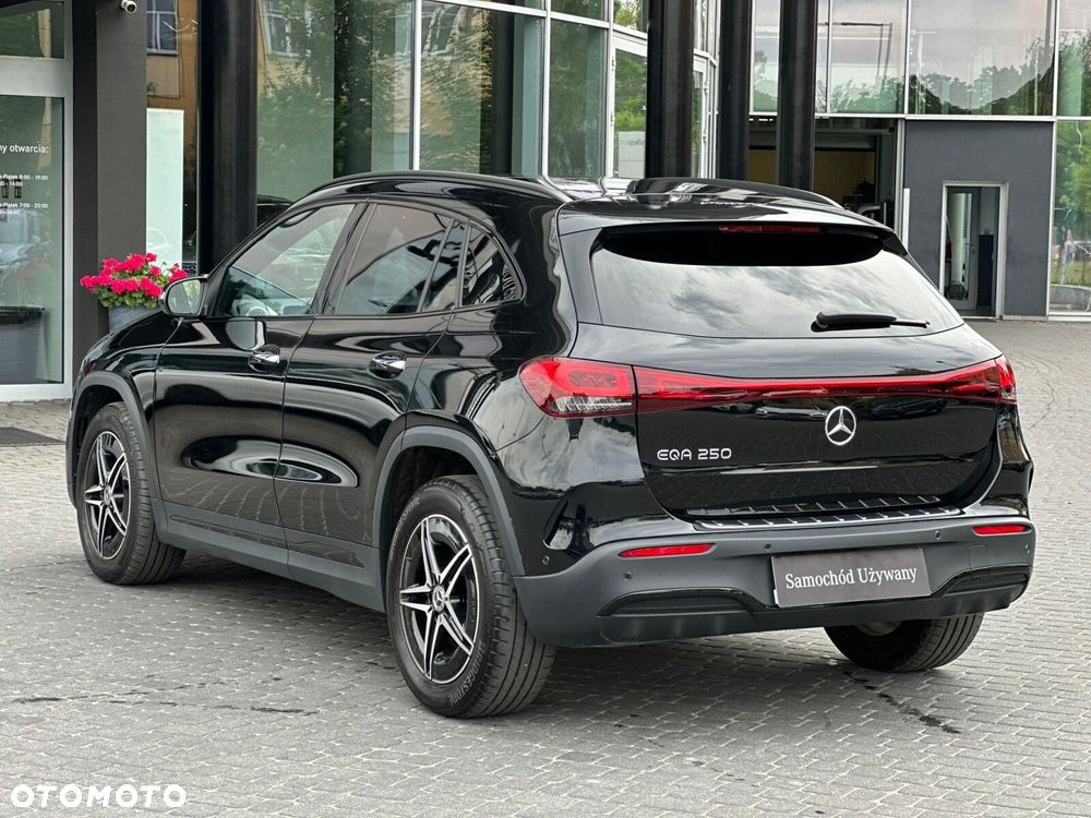 Mercedes-Benz EQA - 6