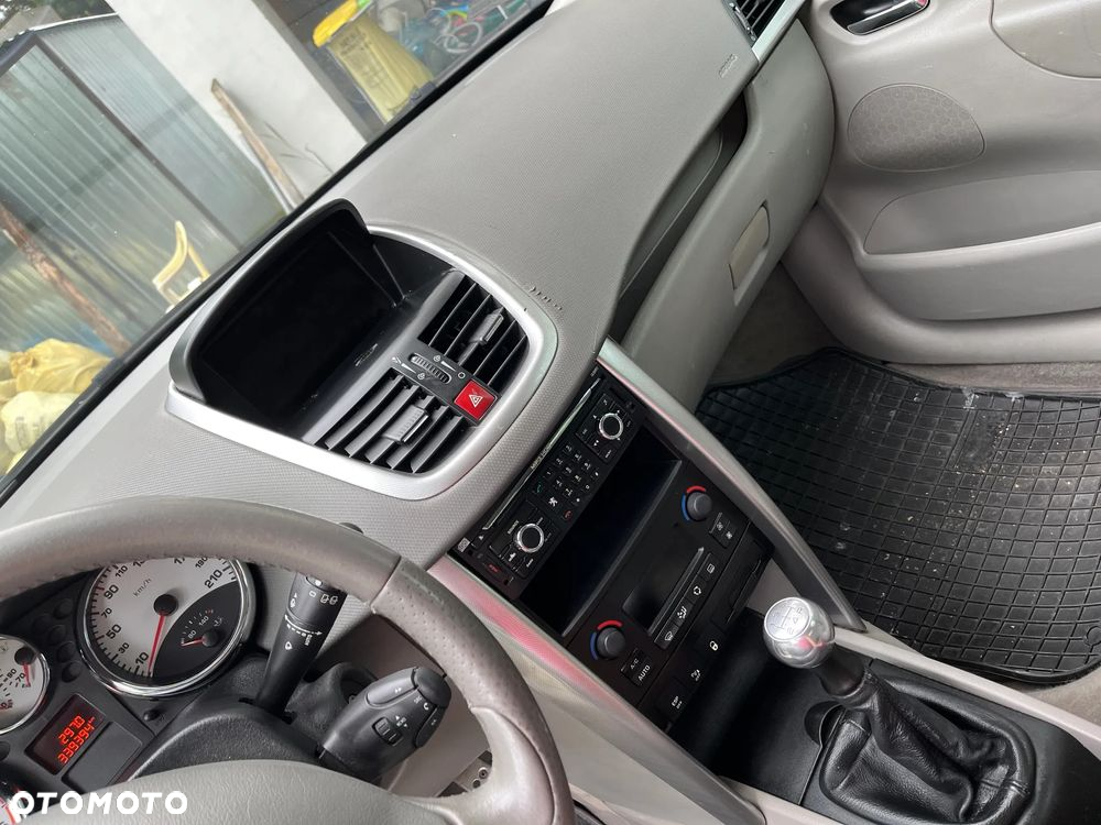 Peugeot 207 1.6 HDi 16V Sporty - 7