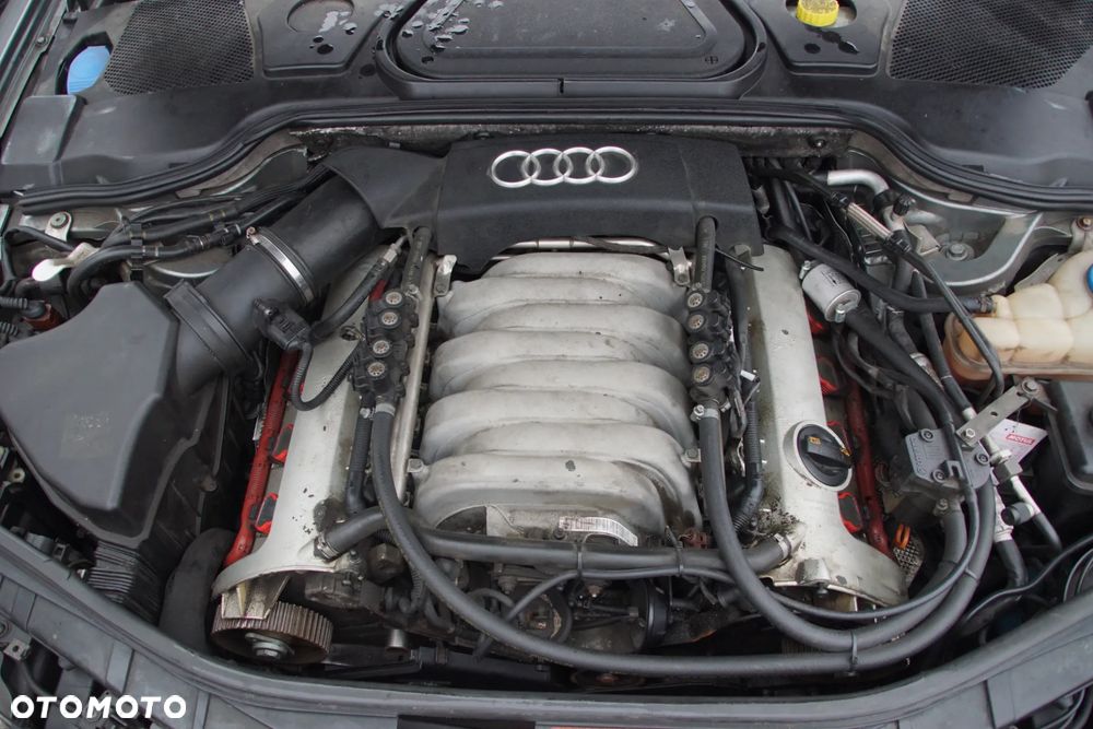 Auto na części 692106889 Audi A8L A8 long 4.2 MPI BGK skrzynia HKT lakier LY7G lampa lampy wydech ulter drzwi maska zderzak pas przedni panel mmi deska skrzynia dół silnika błotnik - 9