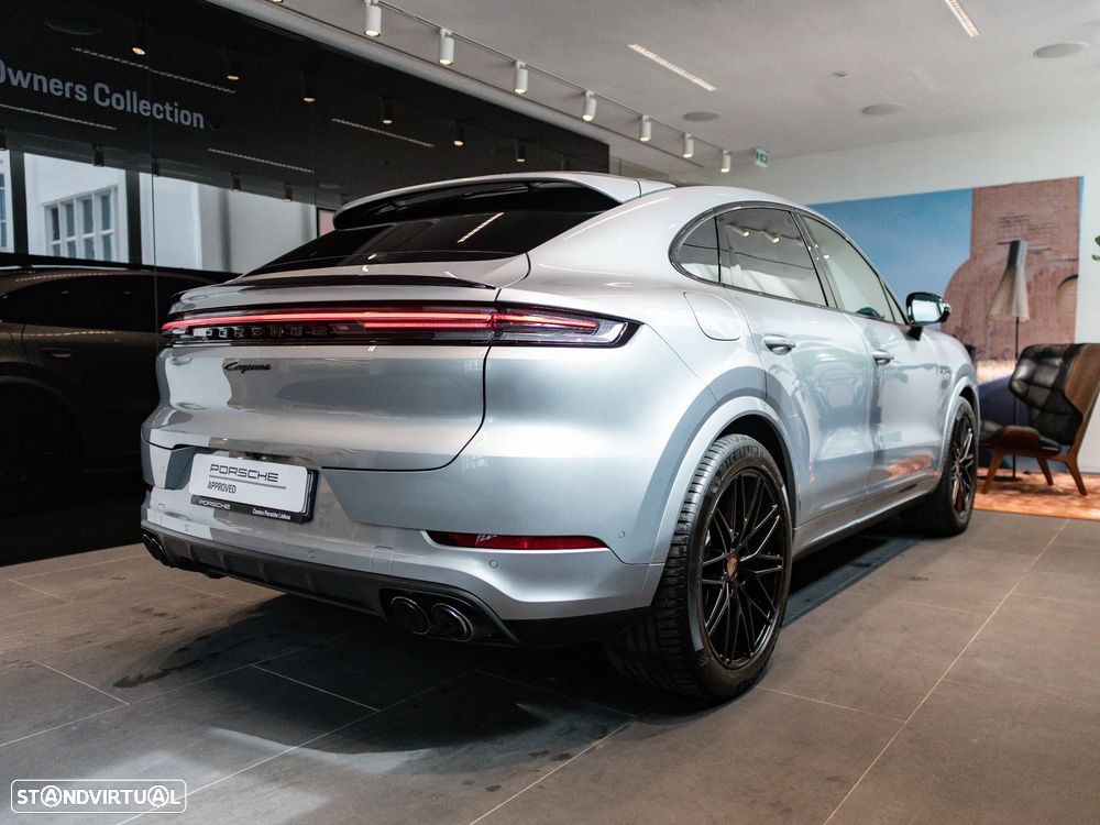 Porsche Cayenne Coupé E-Hybrid Black Edition - 12