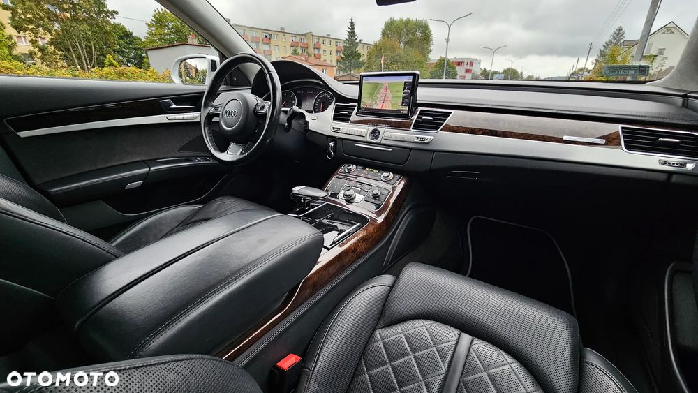 Audi A8 4.2 TDI Quattro - 13
