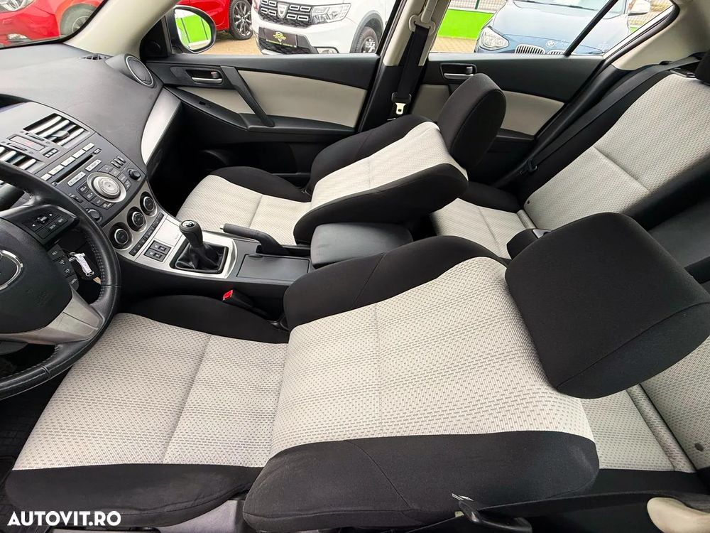 Mazda 3 1.6 MZR Active Plus - 14