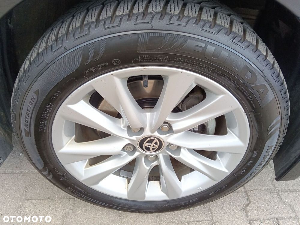 Toyota Corolla - 10