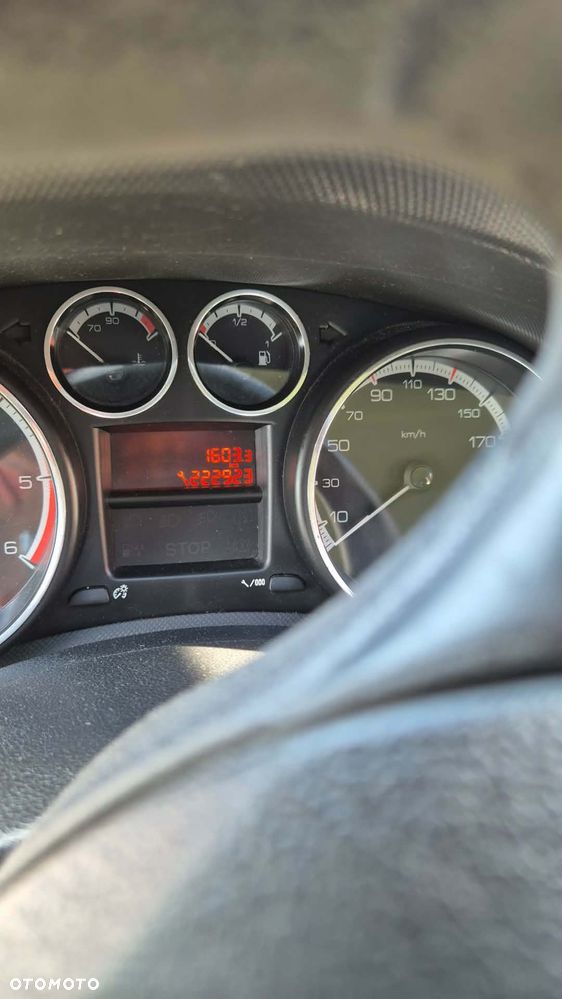 Peugeot 308 1.6 HDi Presence - 9