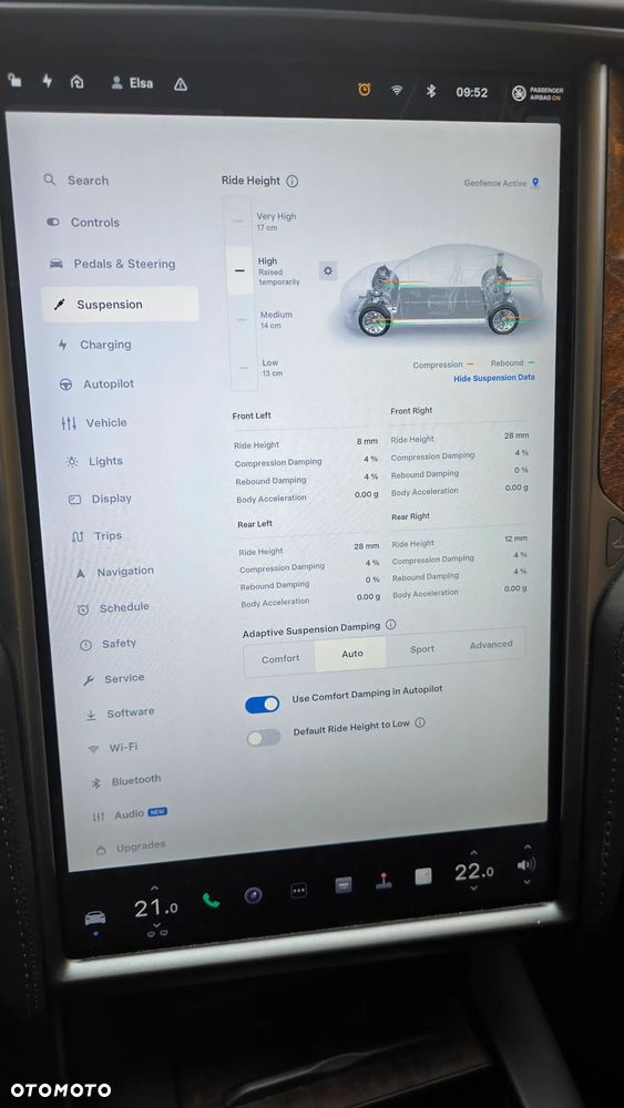 Tesla Model S - 34