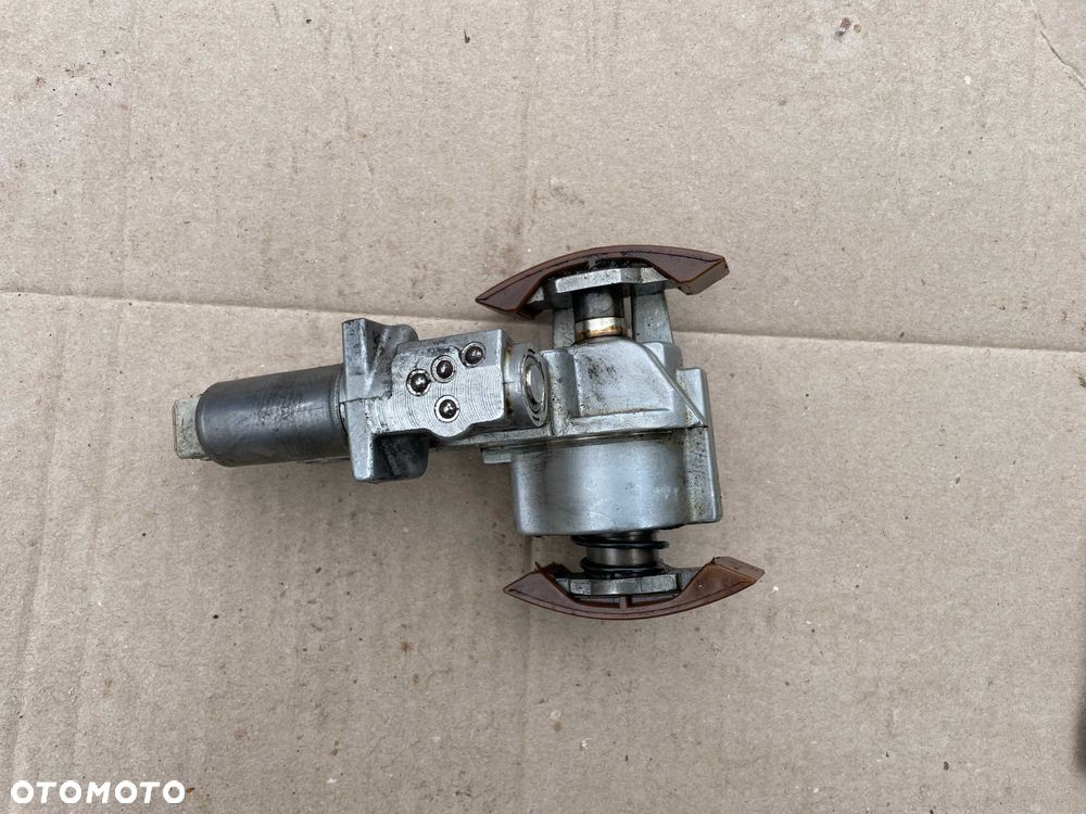 Napinacz łańcucha łańcuszka rozrządu audi a3  vw golf 1.8 T seat cupra